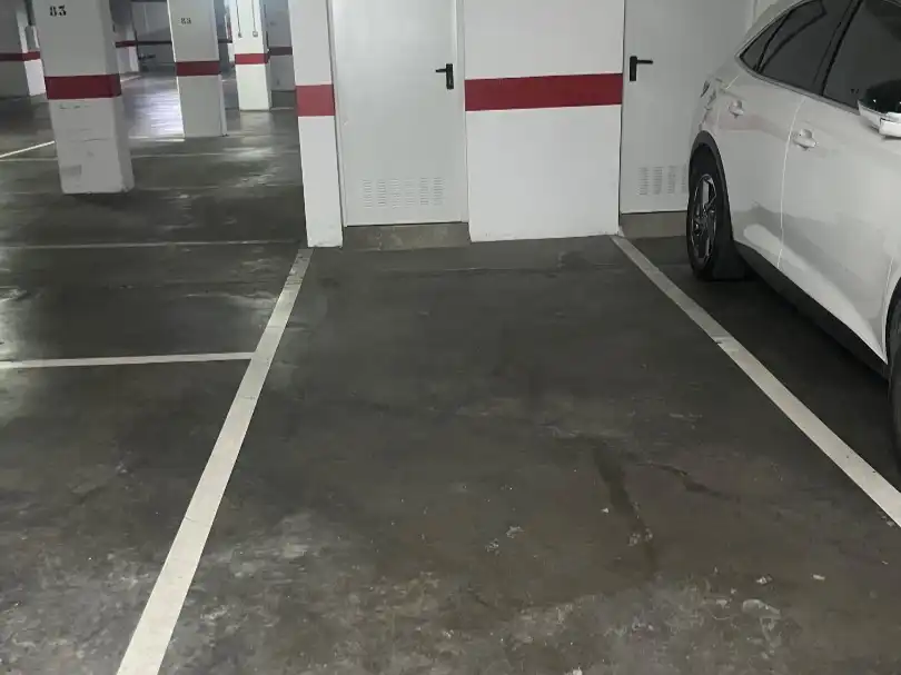 Parkplatz von Garage zur Miete in Mairena del Aljarafe mit Alarm