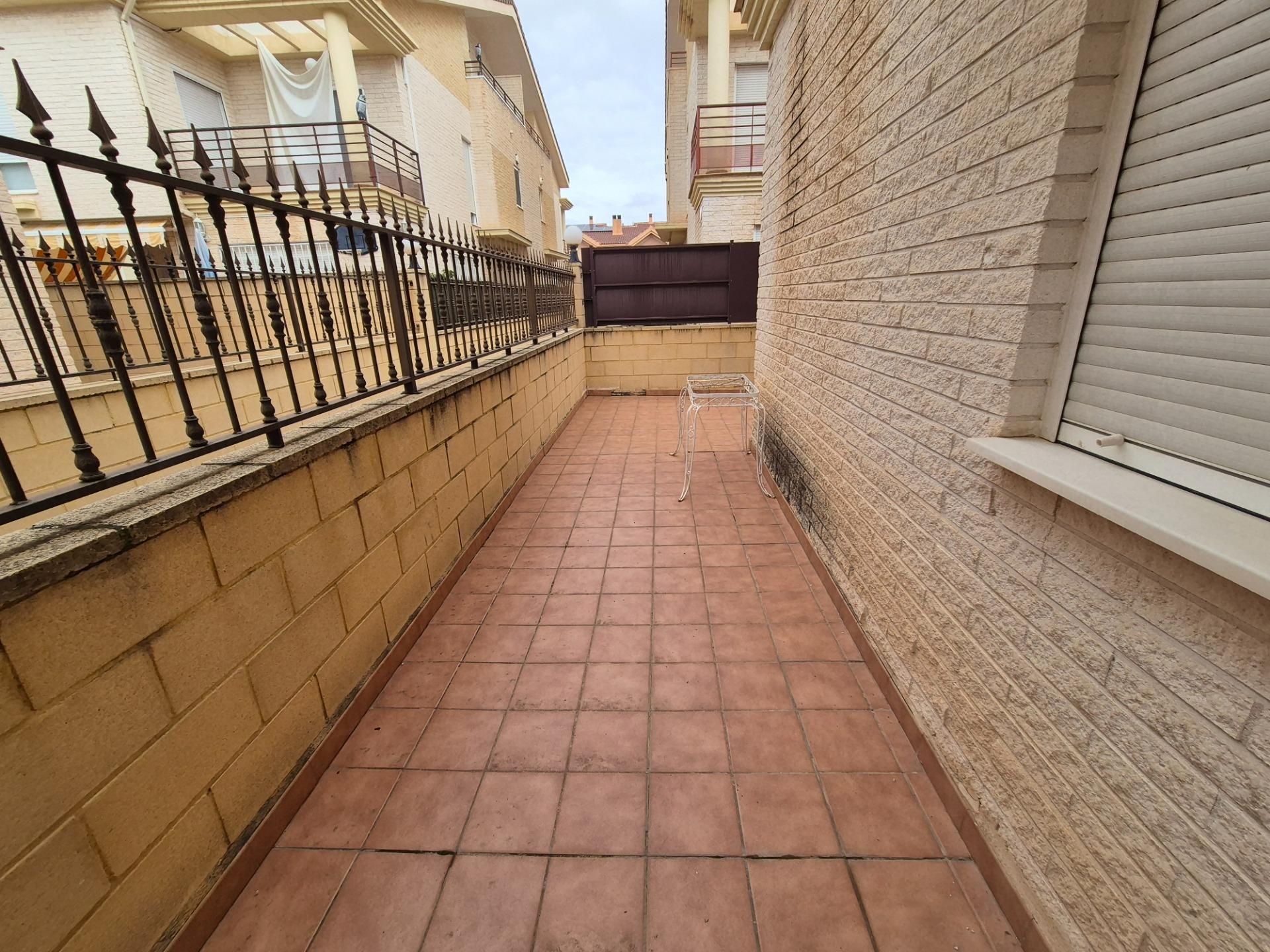 Exterior view of House or chalet to rent in Elda  with Terrace