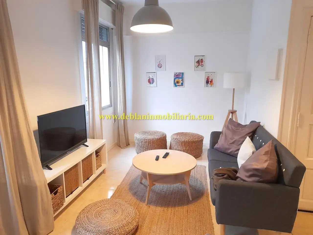 Sala de estar de Piso de alquiler en Tui con Calefacción y Amueblado