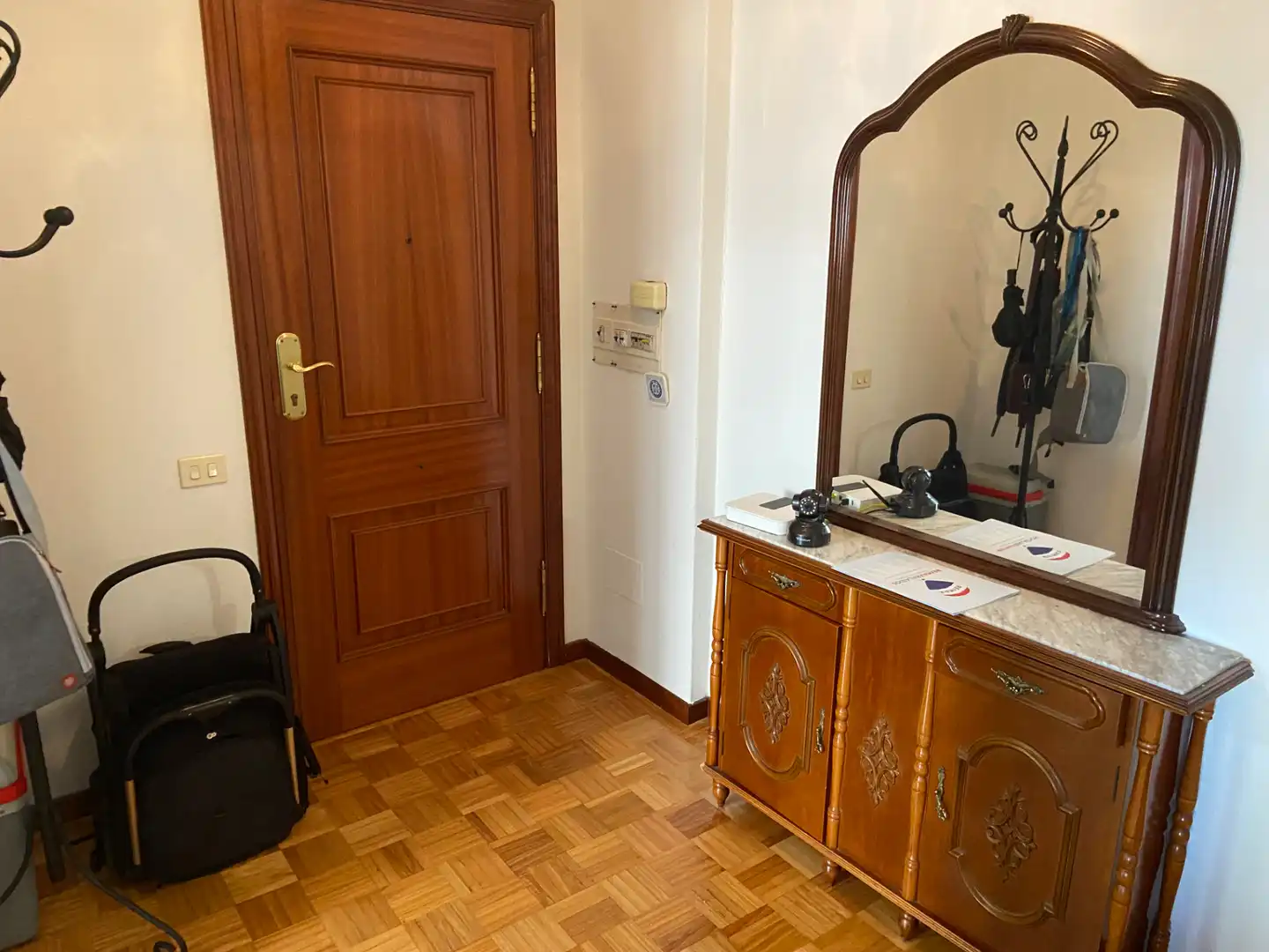 Pis en venda en Vigo  amb Calefacció, Parquet i Terrassa