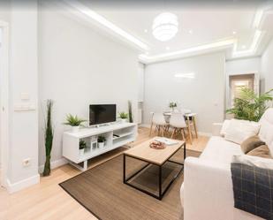 Sala d'estar de Apartament de lloguer en  Tarragona Capital amb Aire condicionat i Alarma