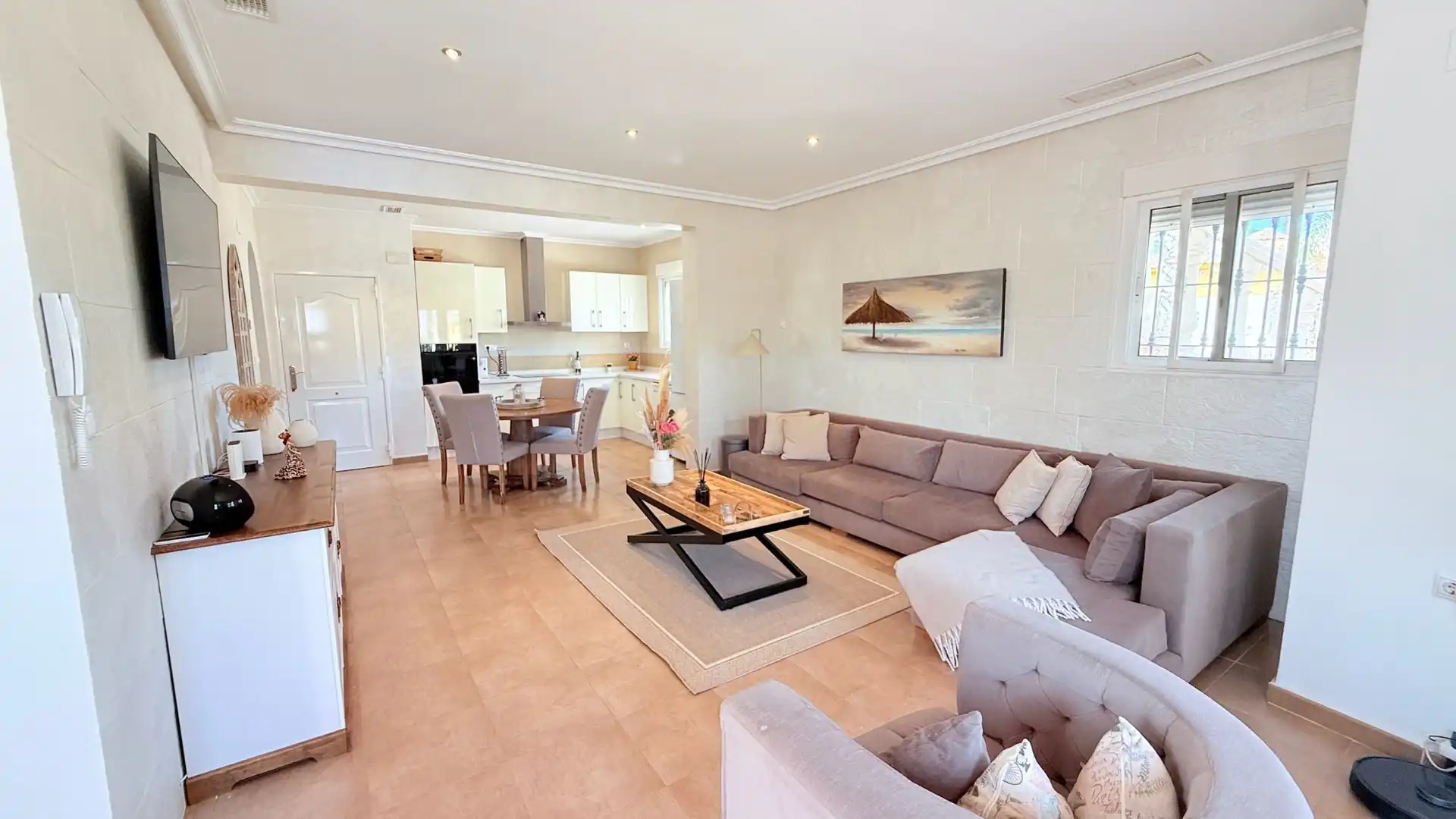 Sala de estar de Casa o chalet en venta en Catral con Aire acondicionado, Calefacción y Jardín privado