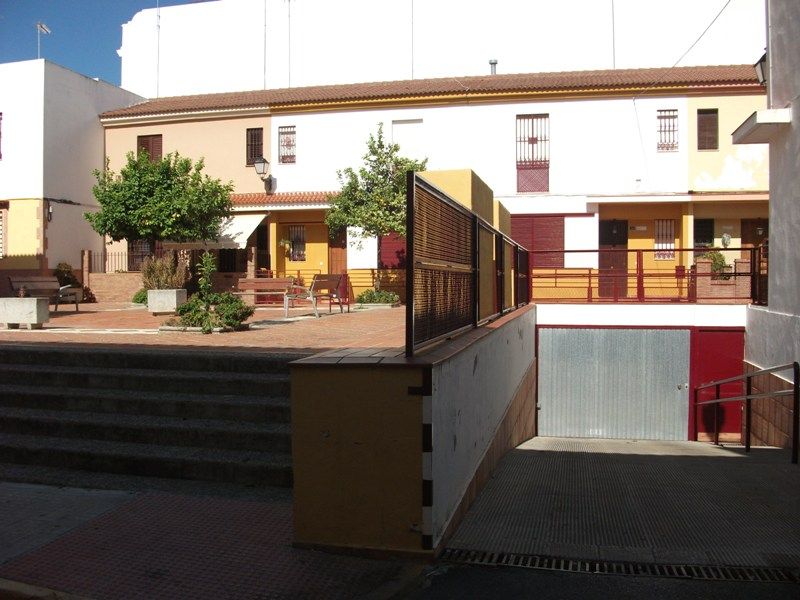 Exterior view of Box room for sale in Utrera