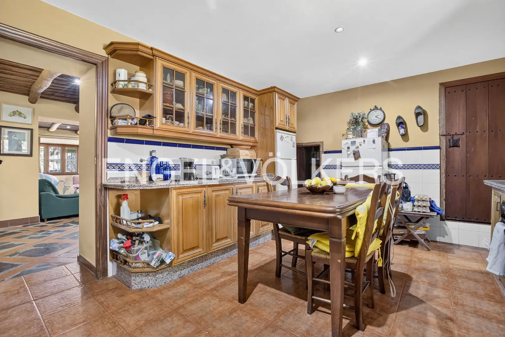 Kitchen of Houses for sale in Aracena, Huelva