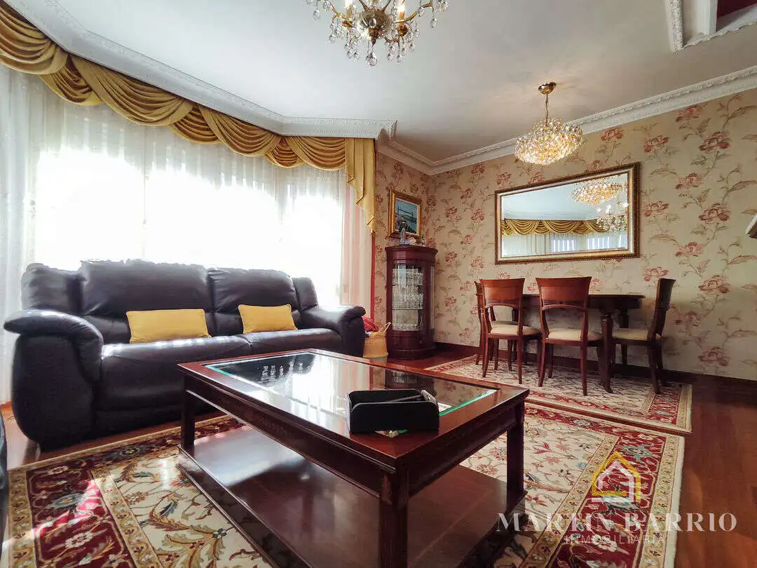 Wohnzimmer von Wohnung zum Verkauf in Muskiz mit Heizung, Privatgarten und Terrasse