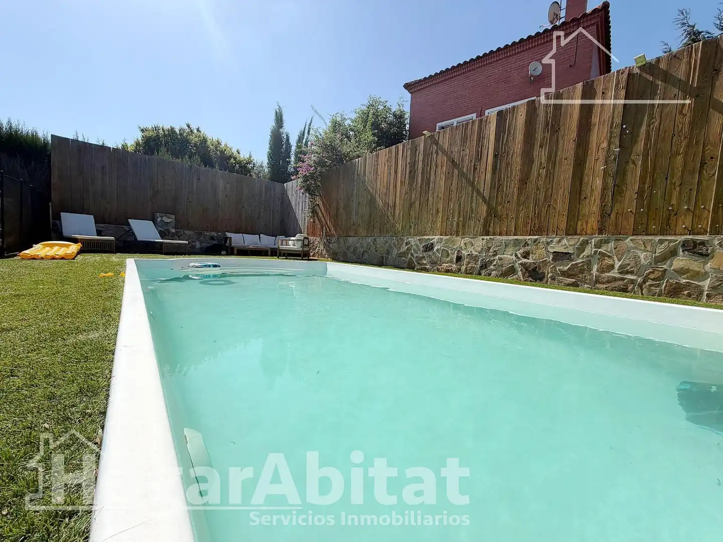 Swimming pool of Houses for sale in Moncada  with Air Conditioner, Heating and Private garden