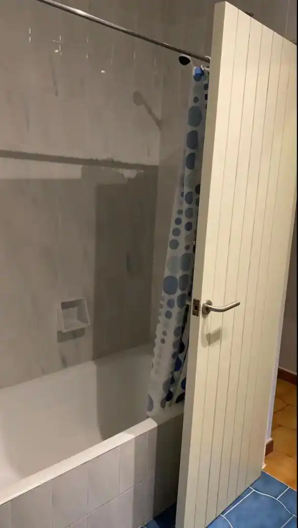 Bany de Pis en venda en Alaior amb Jardí privat, Piscina i Moblat