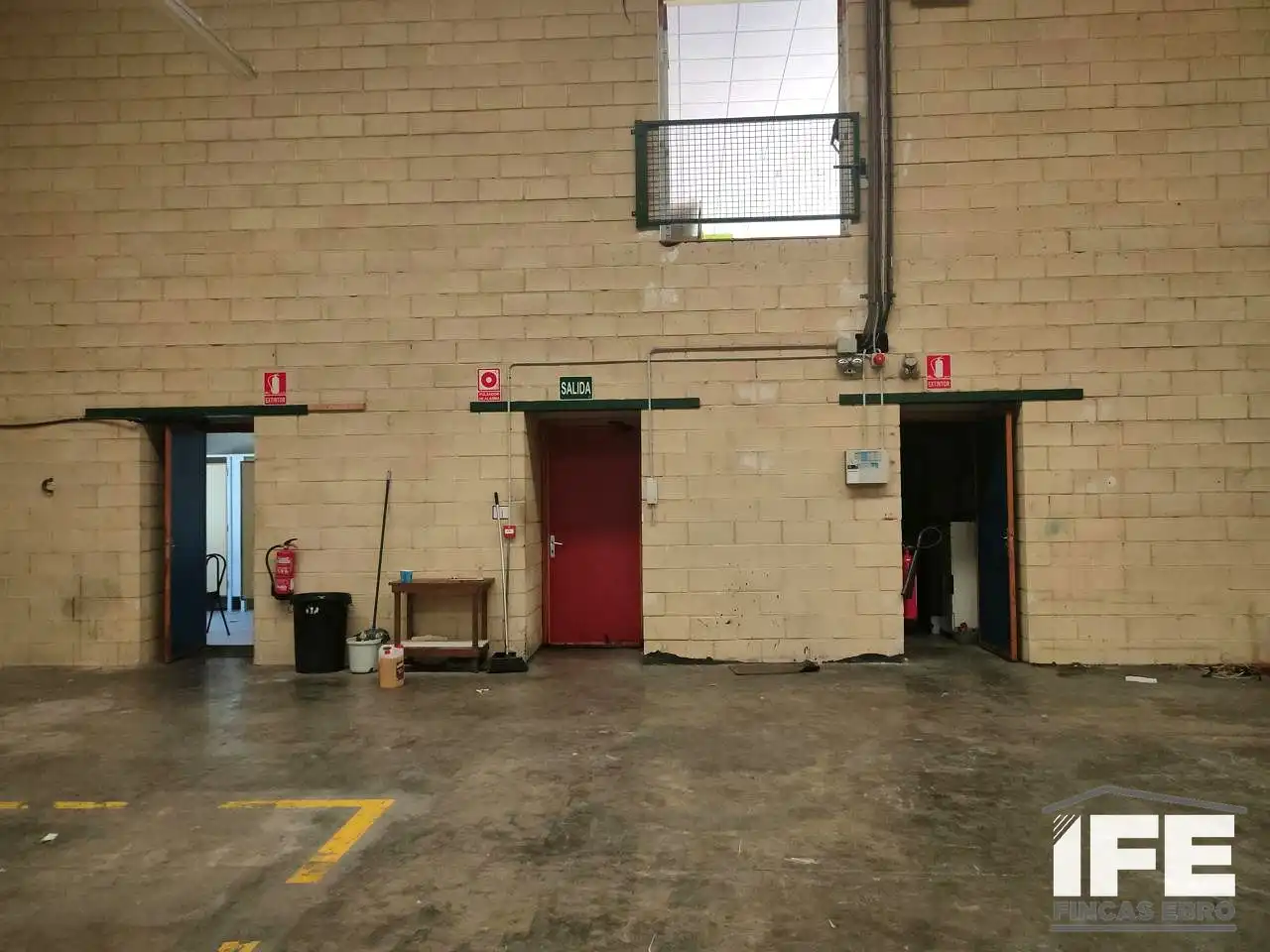 Nau industrial de lloguer en Alagón