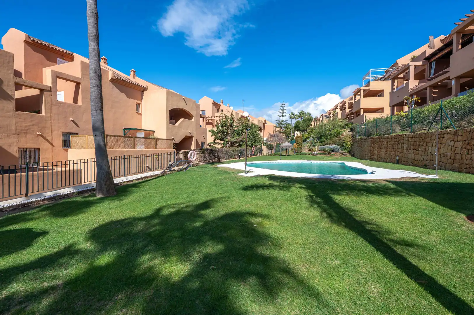 Piscina de Apartament en venda en Marbella amb Terrassa, Traster i Piscina