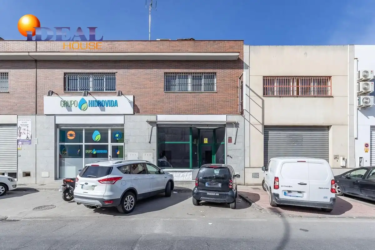 Nau industrial en venda a Avenida JUNCARIL, imagen 18