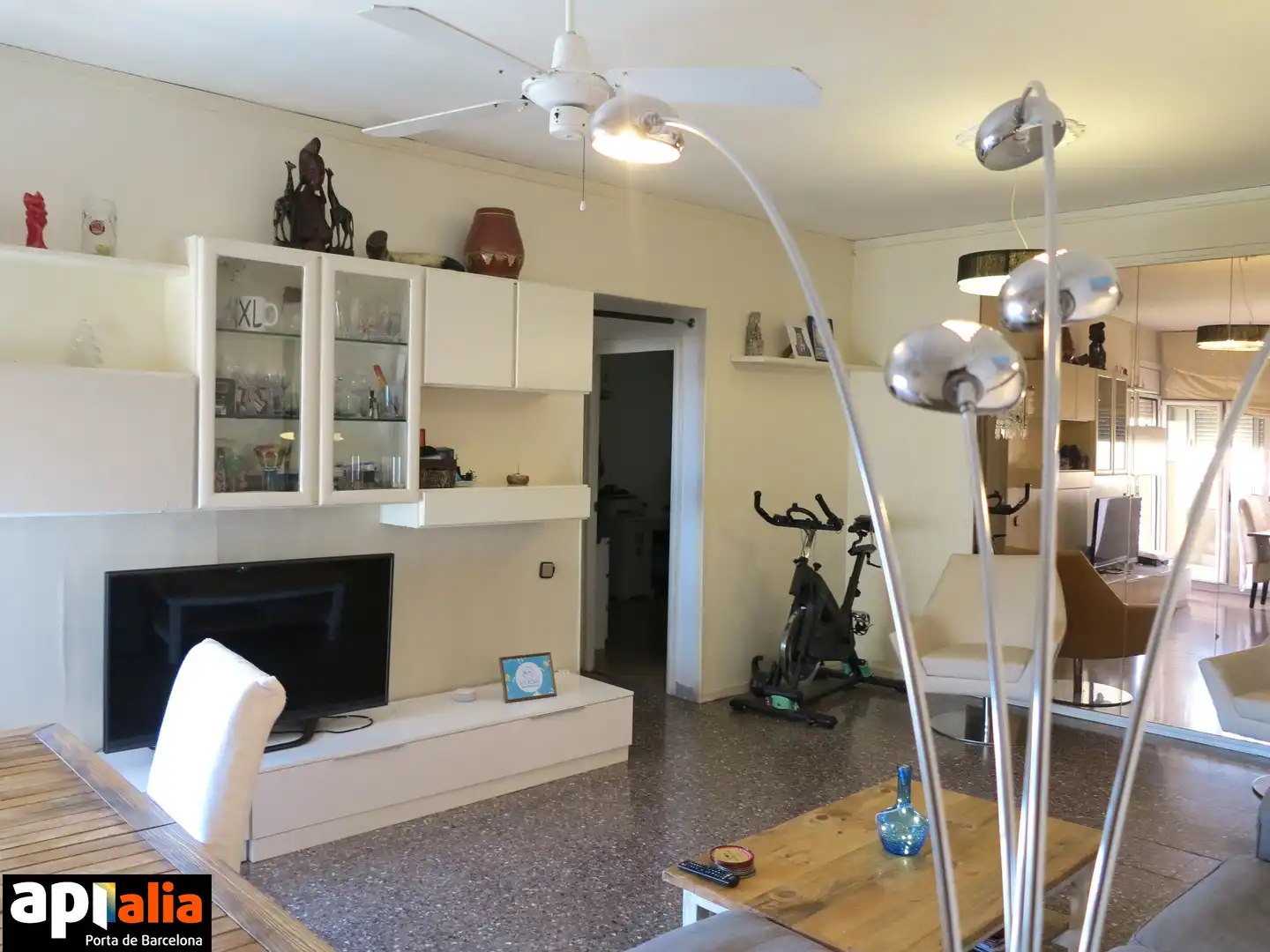 Appartement compact avec terrasse à vendre à de Cornellà, imagen 4