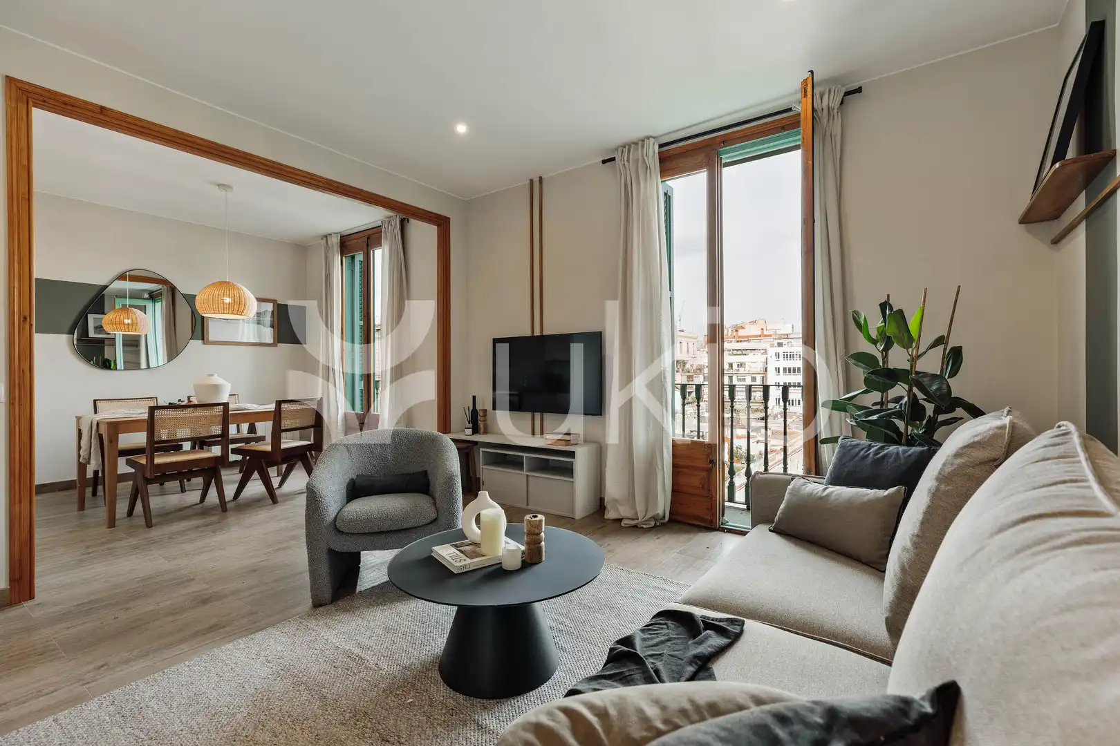 Sala de estar de Apartamento de alquiler en Barcelona con Aire acondicionado, Calefacción y Amueblado