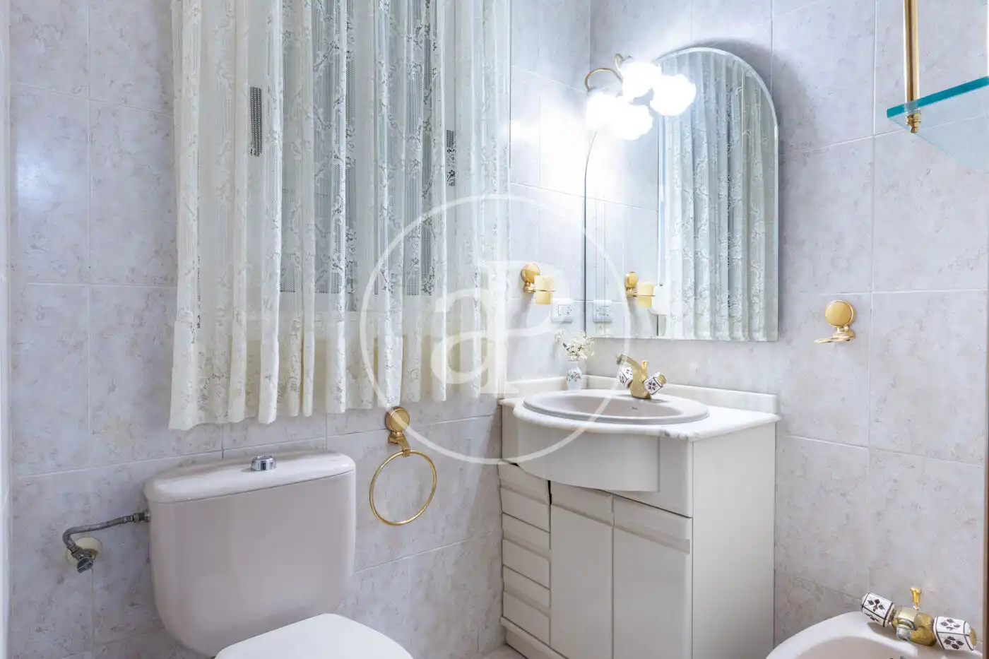 Baño de Piso en venta en Valencia con Aire acondicionado, Calefacción y Balcón