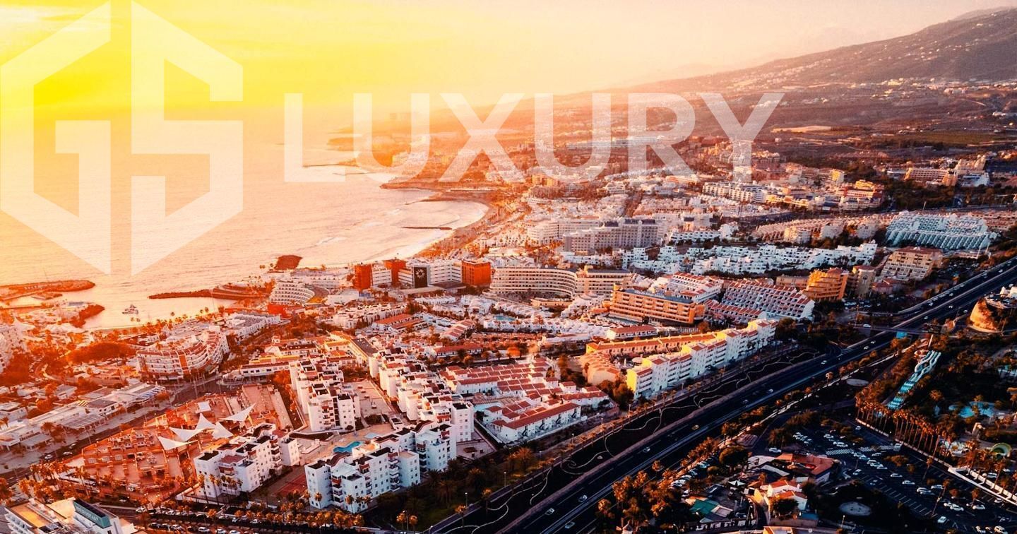 Residential for sale in  Avenida Francisco Ucelay Sabina, 1, Playa de Fañabé