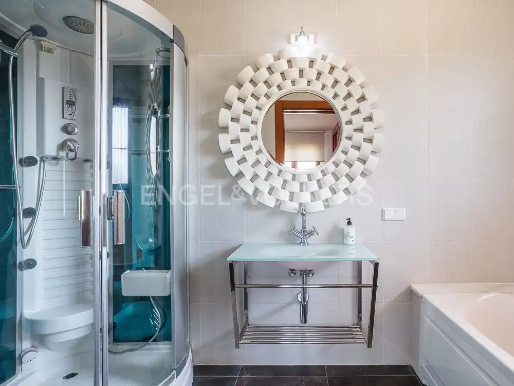 Bathroom of Houses for sale in Dénia  with Air Conditioner, Heating and Private garden