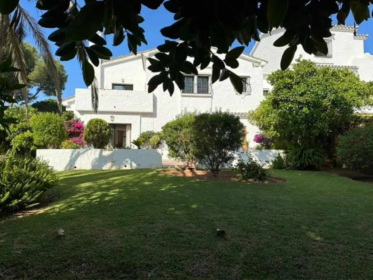 Reihenhaus zum Verkauf in Nueva Andalucía, imagen 16