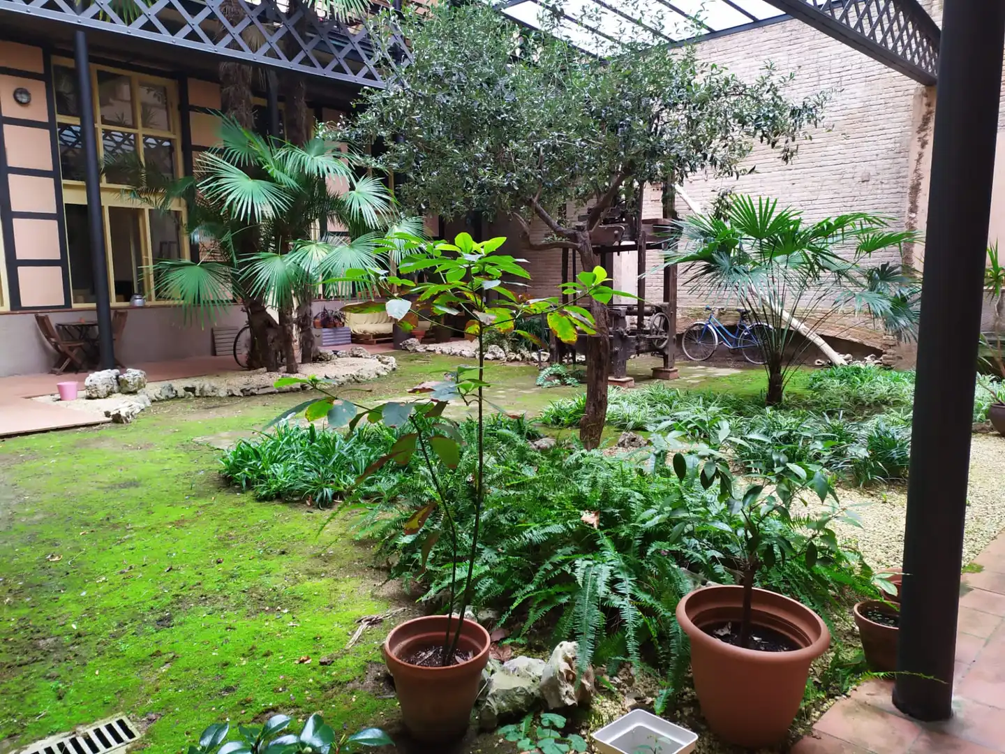 Jardín de Dúplex en venta en  Barcelona Capital con Calefacción, Parquet y Horno