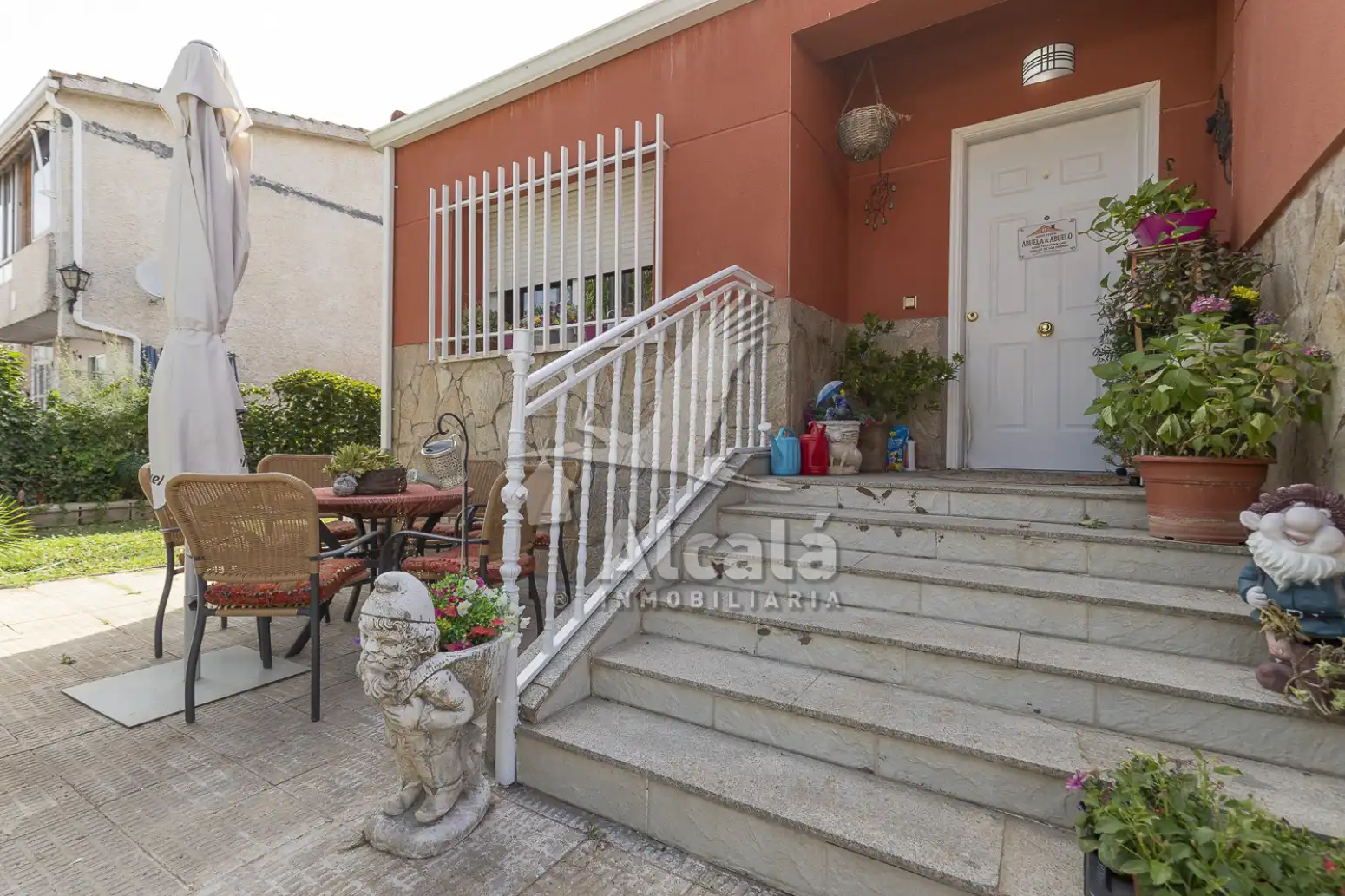Exterior view of Houses for sale in Camarma de Esteruelas  with Air Conditioner, Heating and Private garden