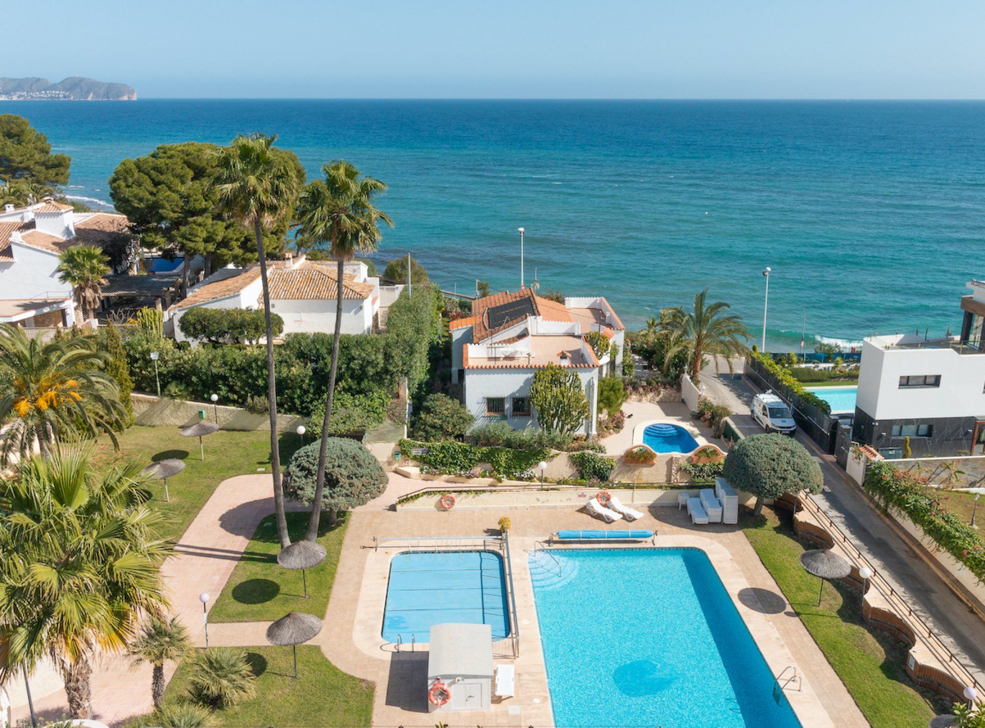 Swimming pool of Study for sale in Calpe / Calp  with Air Conditioner, Heating and Terrace