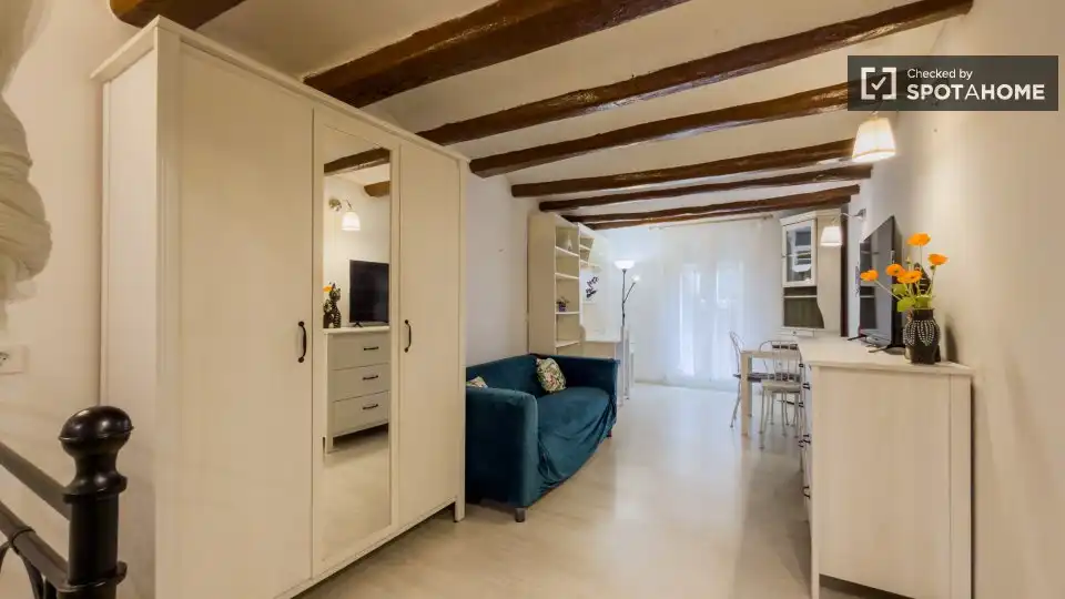 Habitación de Piso de alquiler en Barcelona con Aire acondicionado, Calefacción y Amueblado