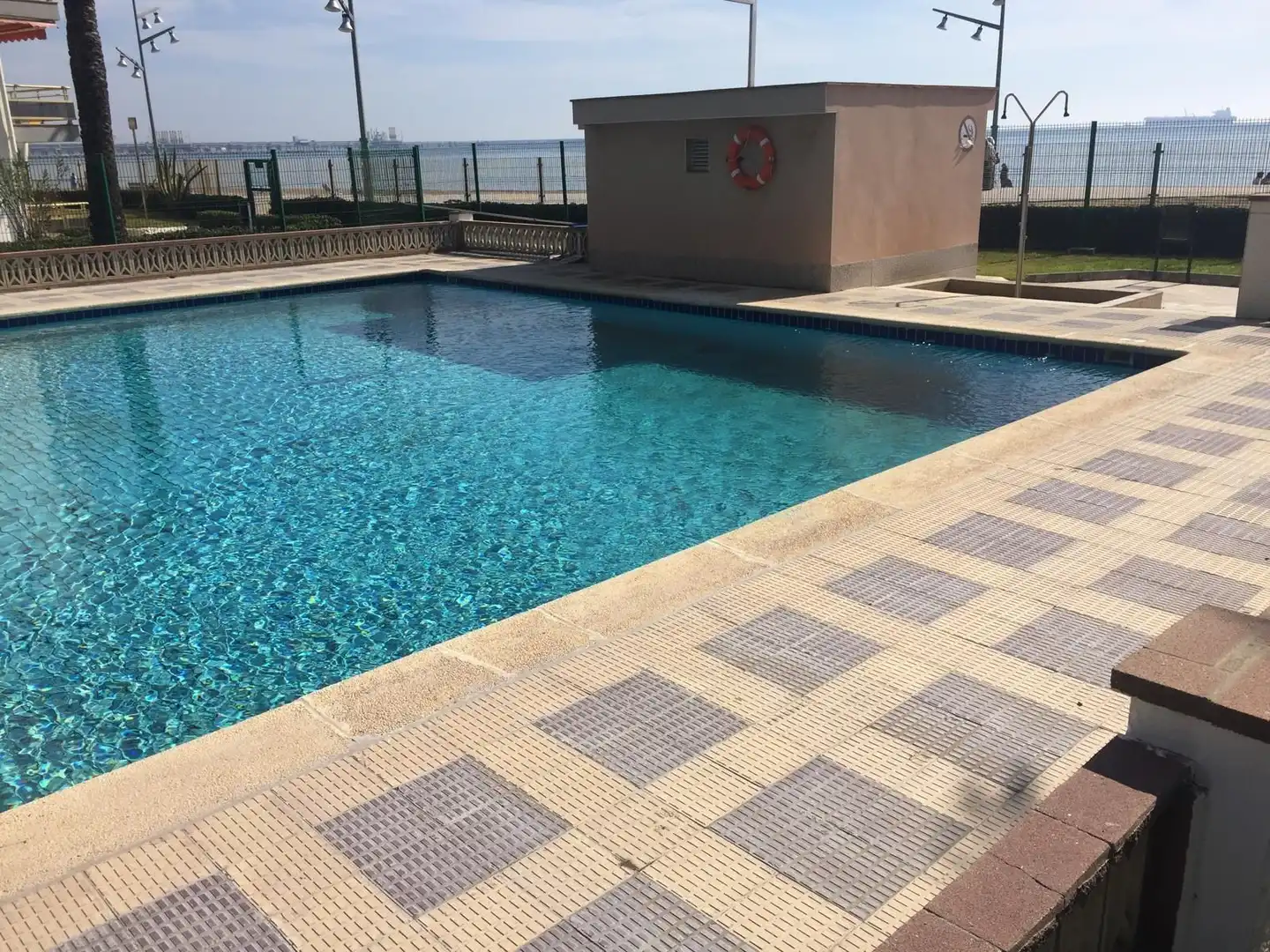 Apartment with pool for sale in Pep Ventura 25, imagen 3
