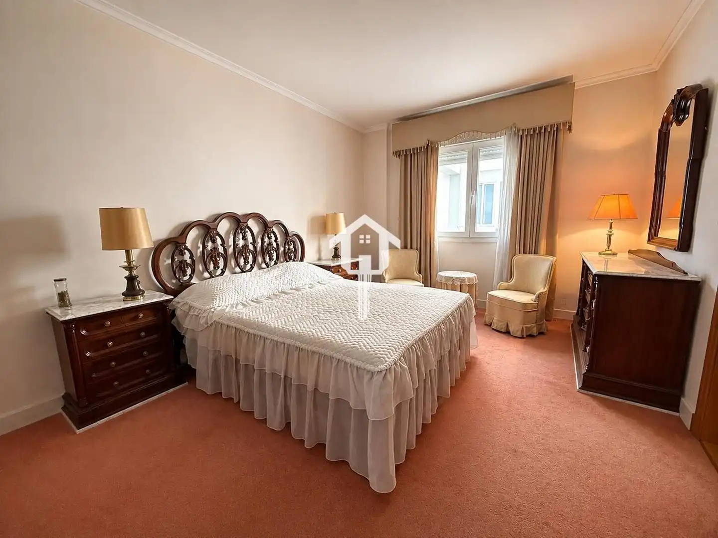 Habitación de Piso en venta en Alicante / Alacant con Aire acondicionado, Calefacción y Amueblado