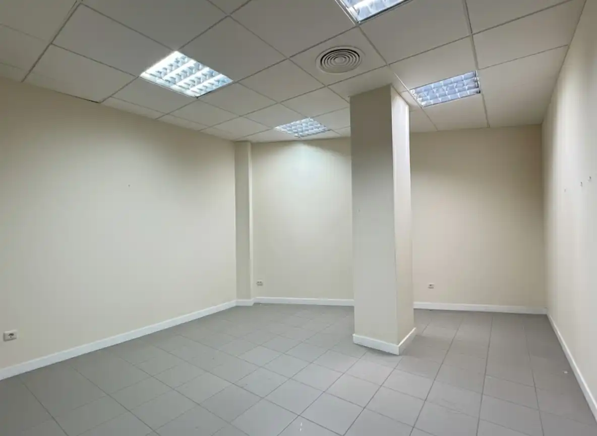 Local comercial de lloguer a Calle Gran Sol, imagen 2