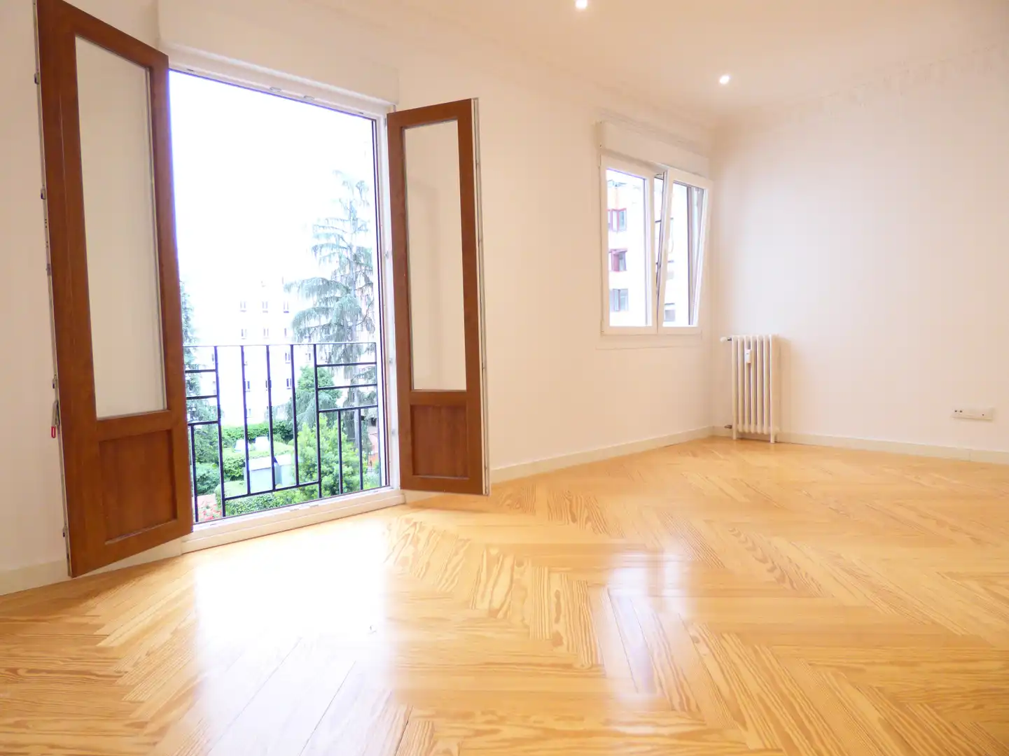 Flat for rent in Madrid - Avenida de Menéndez Pelayo, Ibiza de Madrid