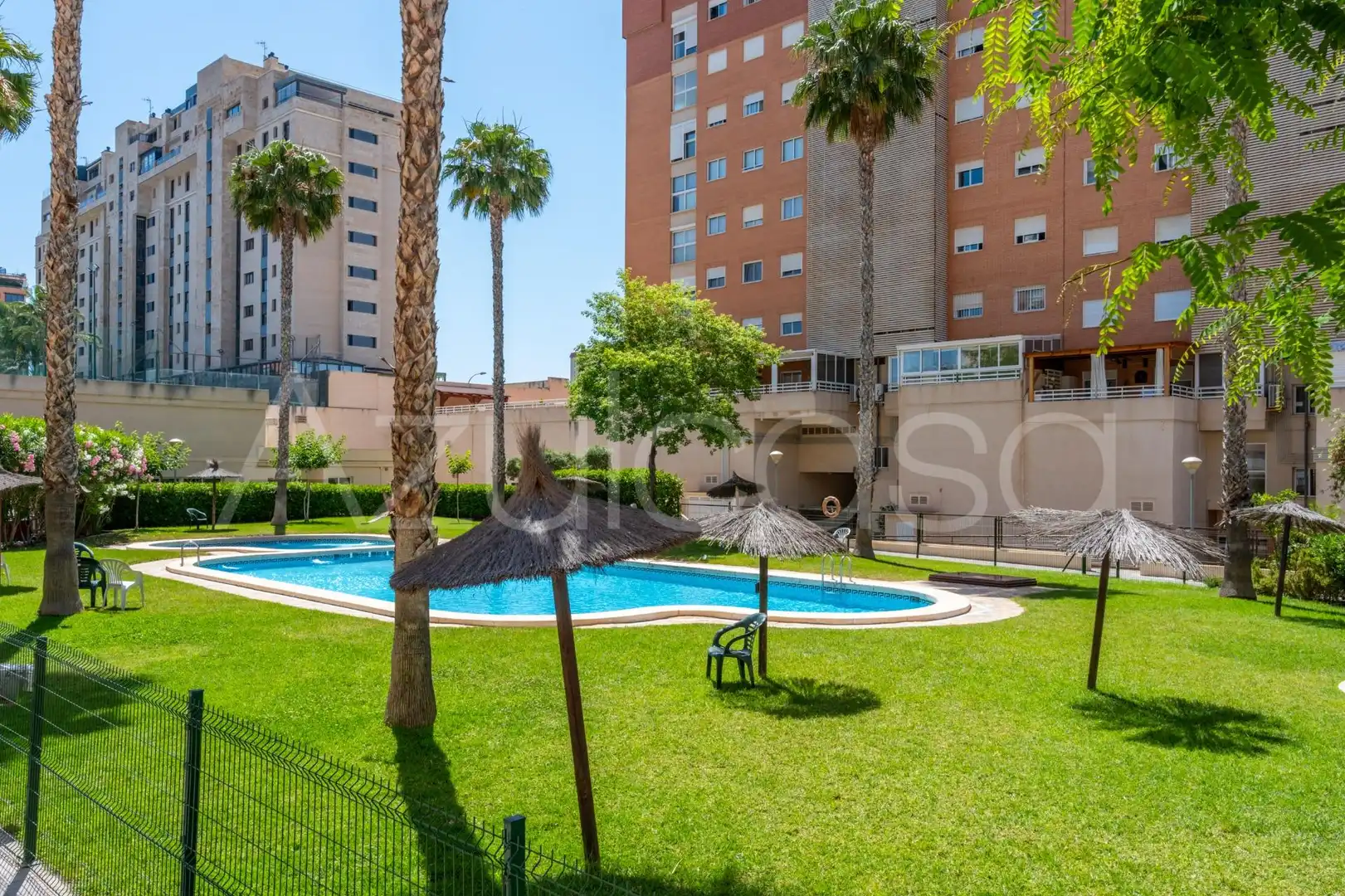 Piscina de Piso en venta en Alicante / Alacant con Aire acondicionado y Piscina comunitaria