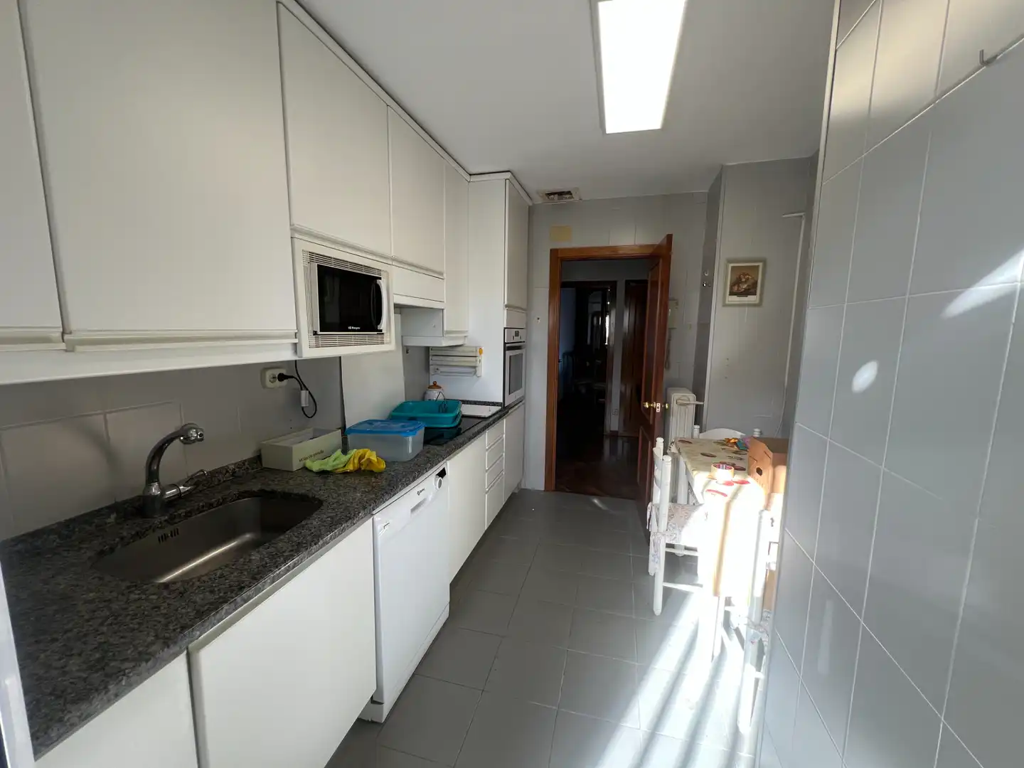 Küche von Wohnung zum Verkauf in Alcorcón mit Heizung, Privatgarten und Möbliert