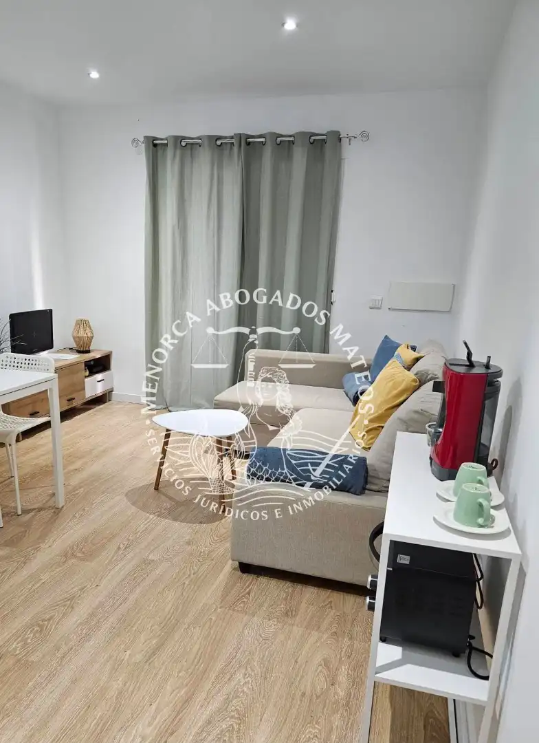 Sala d'estar de Apartament de lloguer en Ciutadella de Menorca amb Aire condicionat, Terrassa i Moblat