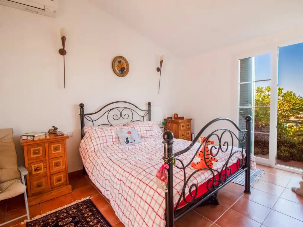 Bedroom of Houses for sale in Maó - Mahón  with Air Conditioner, Private garden and Swimming Pool