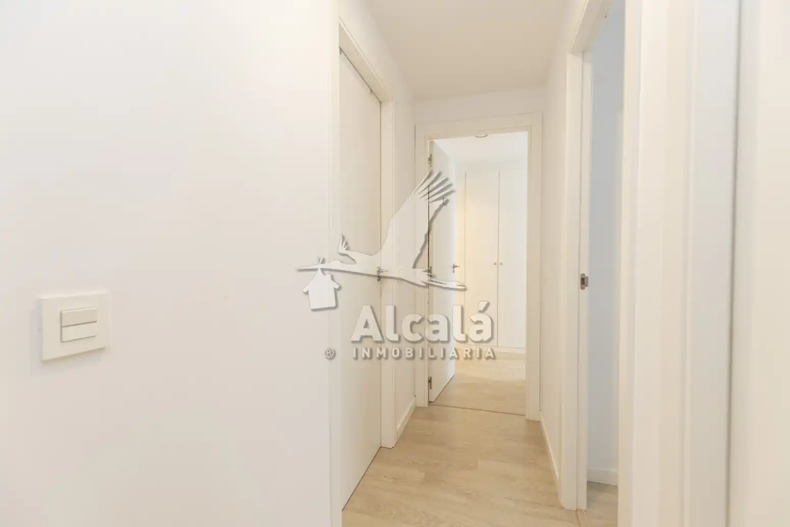 Wohnung zum Verkauf in Alcalá de Henares mit Klimaanlage, Heizung und Terrasse