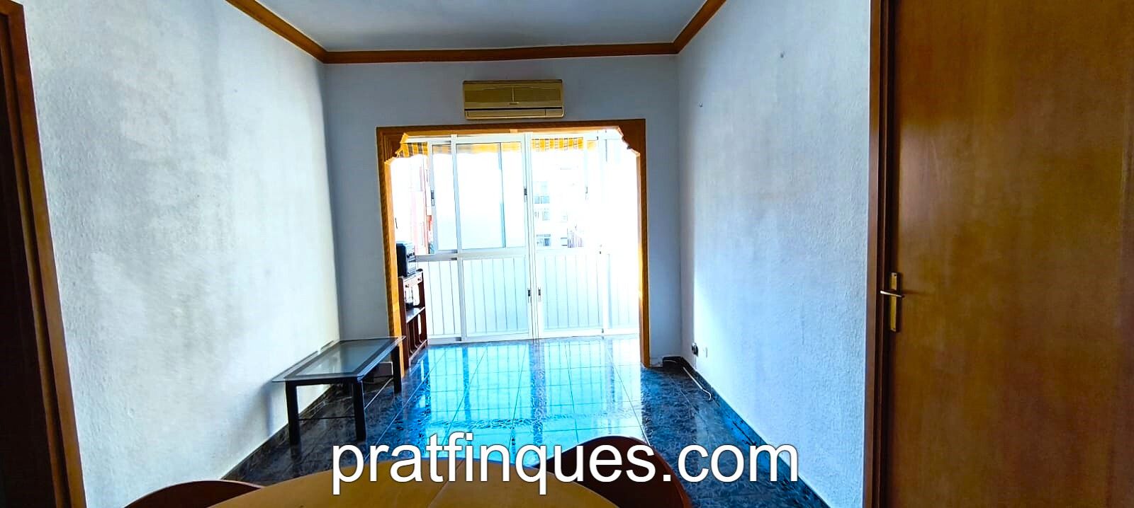Exterior view of Flat for sale in El Prat de Llobregat  with Air Conditioner, Heating and Oven