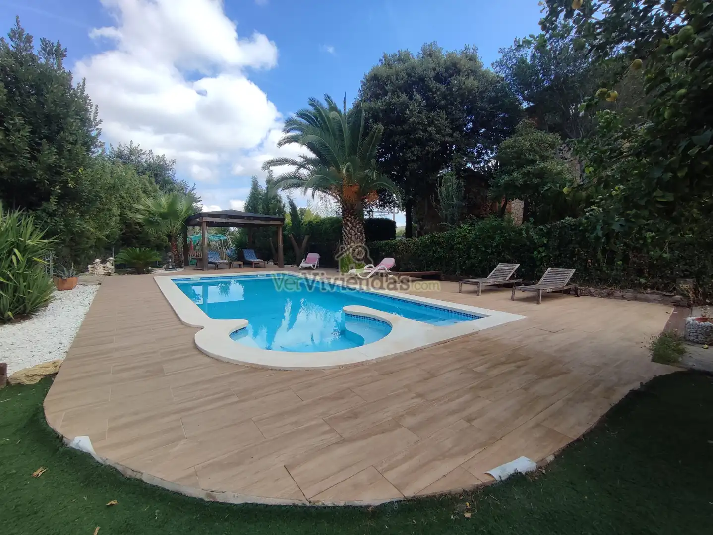 Swimming pool of Houses for sale in Vallirana, Barcelona