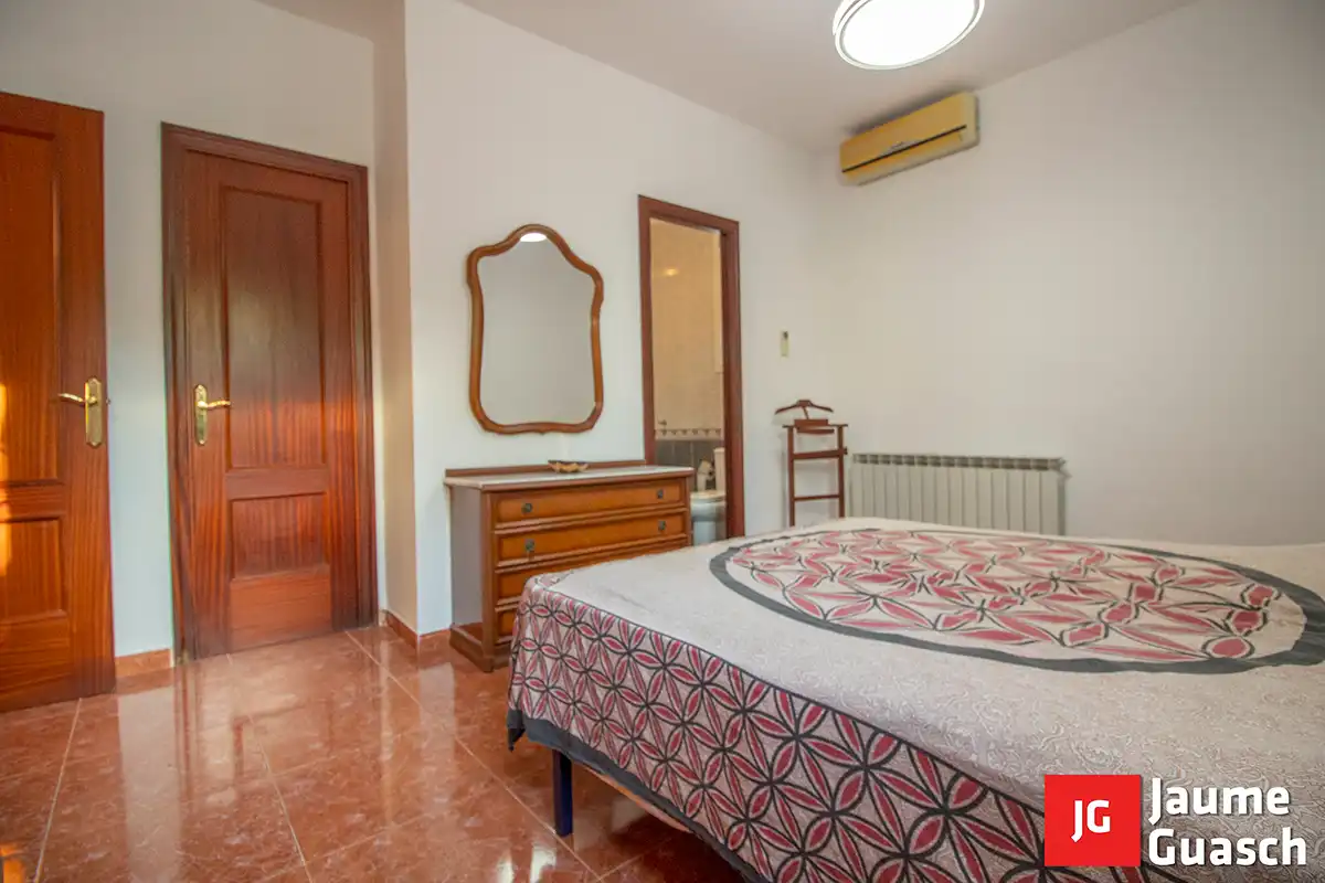 Dormitori de Casa o xalet en venda en Torredembarra amb Aire condicionat, Calefacció i Jardí privat