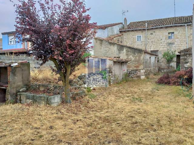 Casa-chalet en Venta en BUNIEL en Buniel