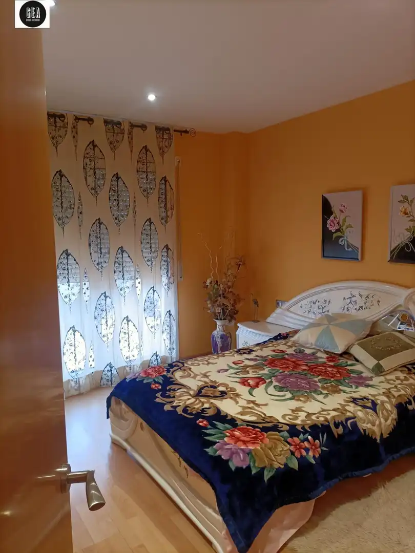 Habitación de Casa o chalet en venta en Vilanova de Segrià con Aire acondicionado, Calefacción y Jardín privado