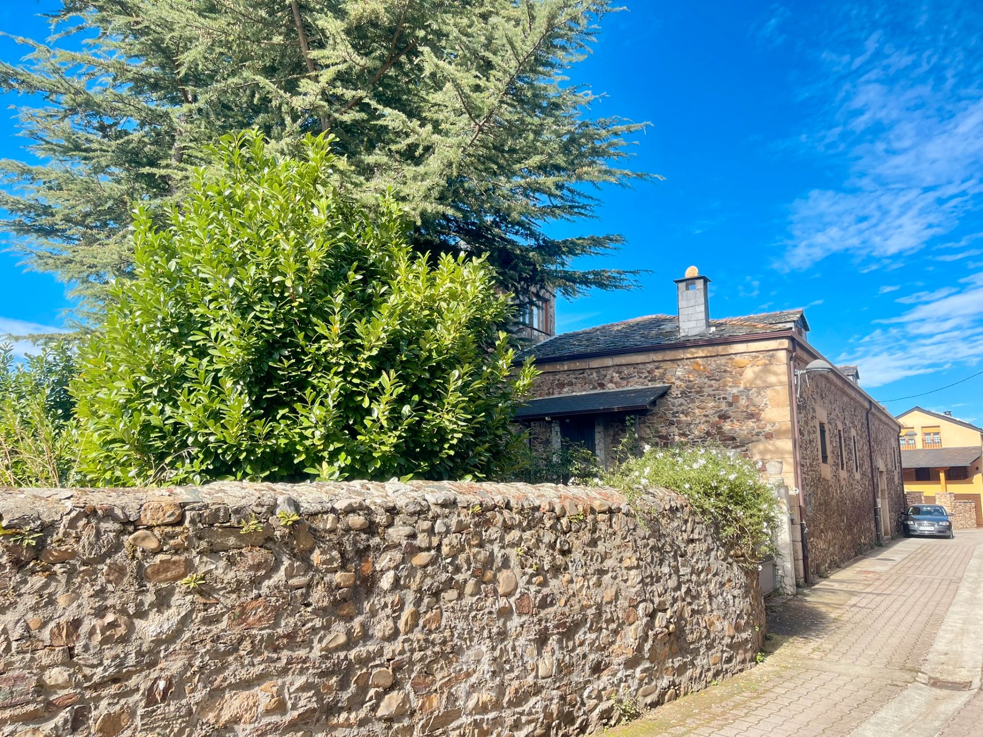 Außenansicht von Country house zum verkauf in Ponferrada mit Privatgarten, Möbliert und Balkon