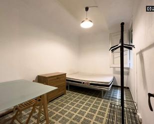 Bedroom of Flat to share in  Barcelona Capital  with Air Conditioner and Terrace