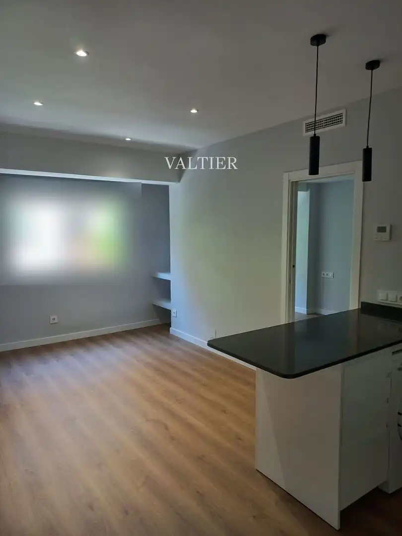 Bedroom of Flat for rent in Madrid  with Air Conditioner
