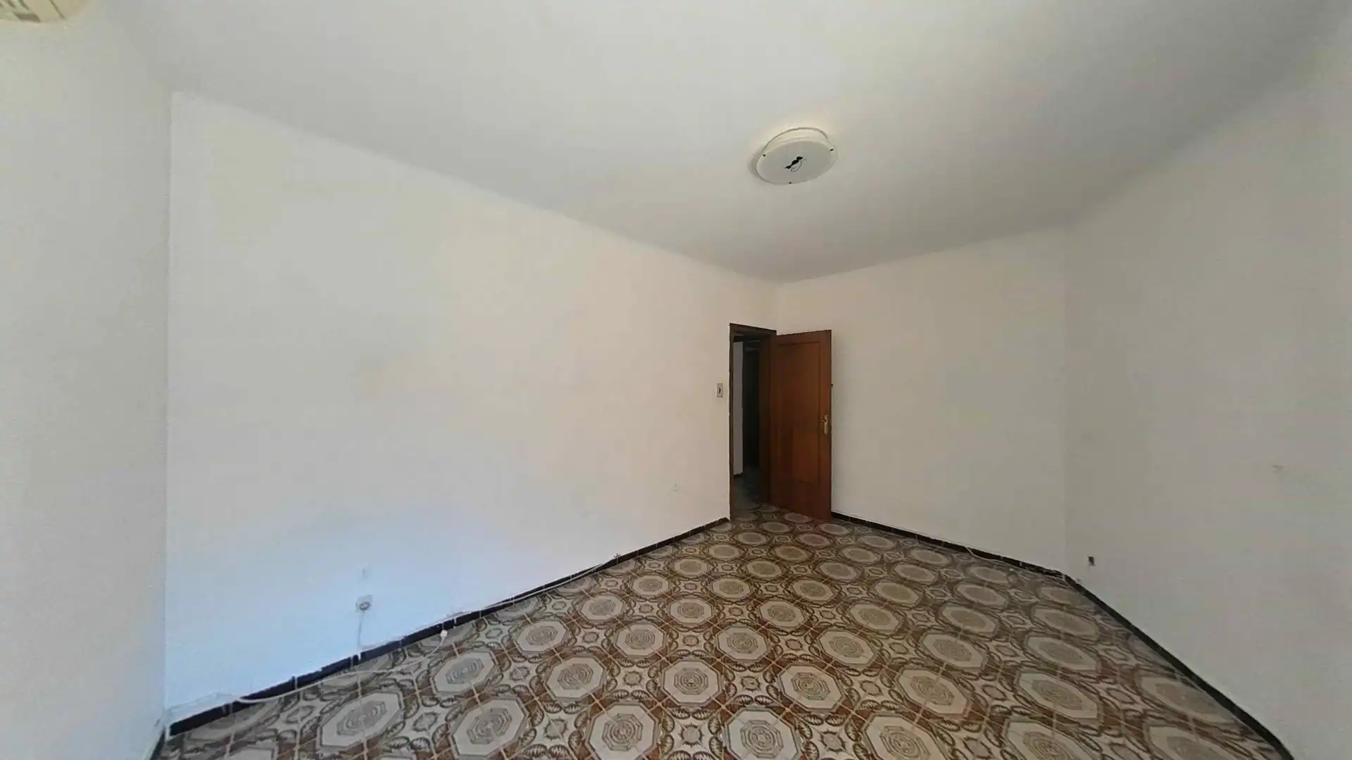 Piso en venta en Badalona con Calefacción, Terraza y Balcón