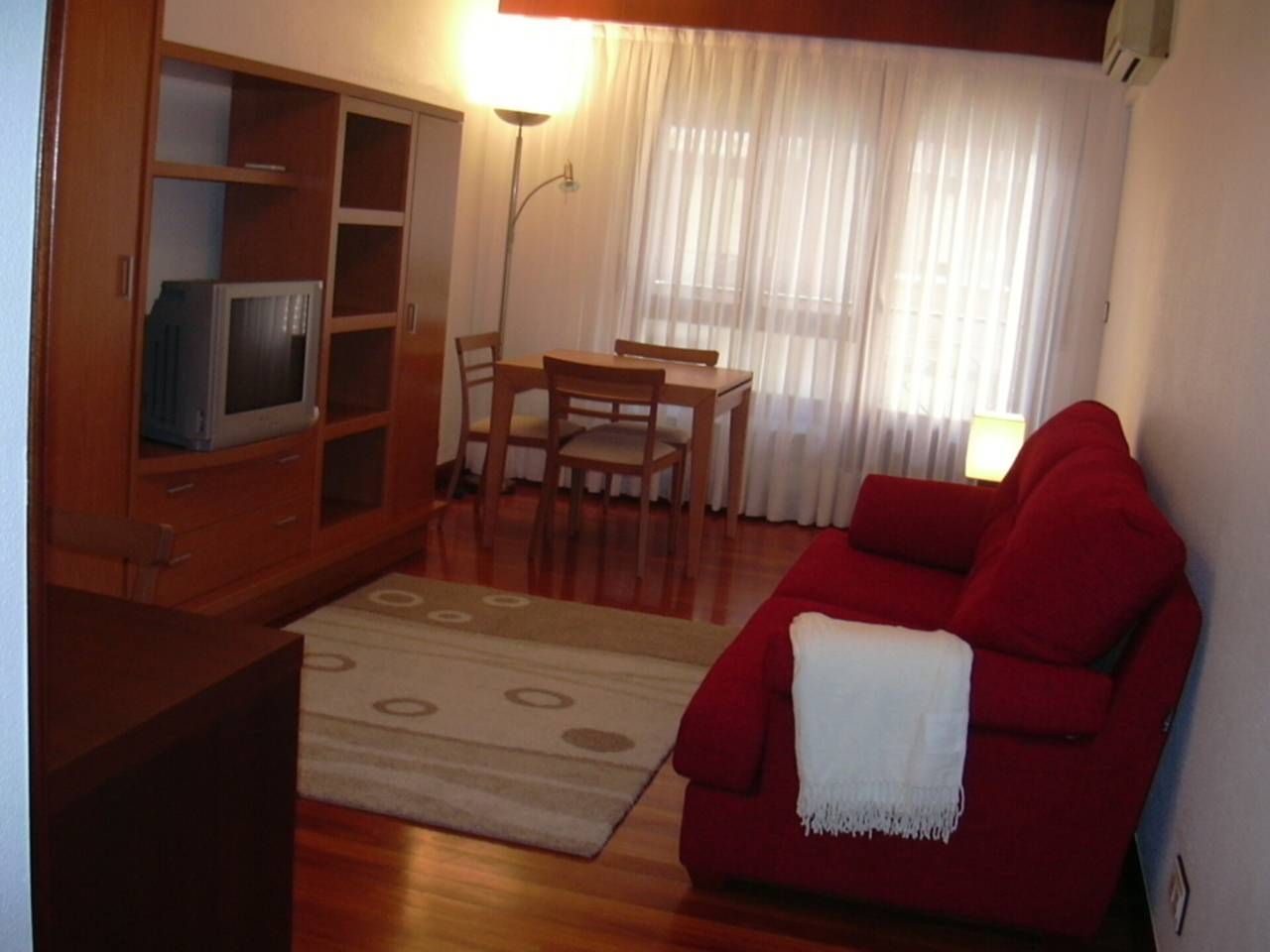 Living room of Apartment to rent in Bilbao   with Air Conditioner, Heating and Balcony