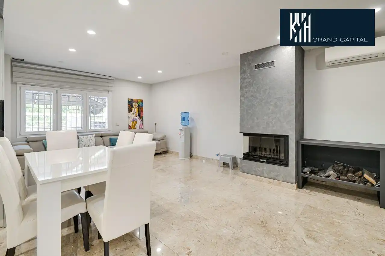 Living room of Houses for sale in Sarrià de Ter  with Air Conditioner and Heating