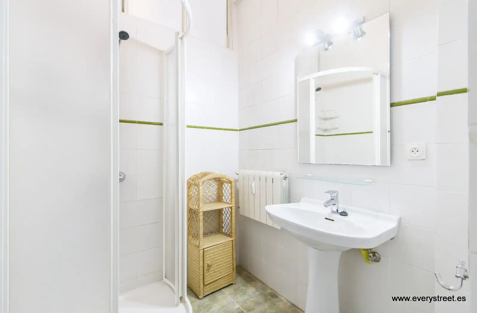 Bathroom of Lofts for rent in Madrid  with Heating and Furnished