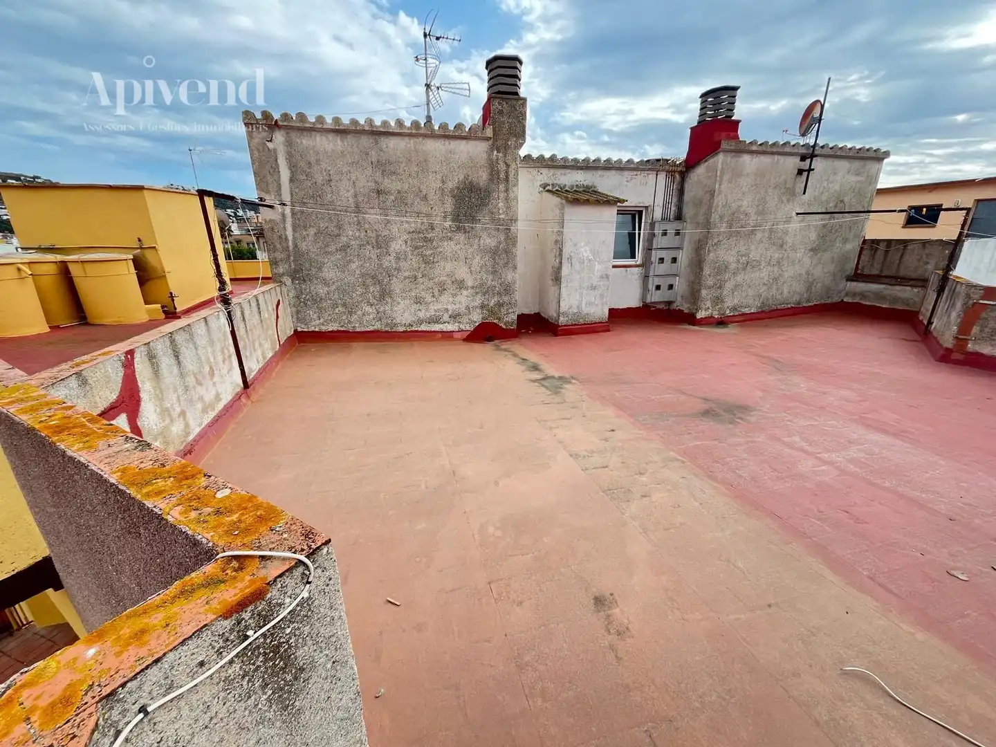 Vista exterior de Pis en venda en Roses amb Aire condicionat, Terrassa i Moblat