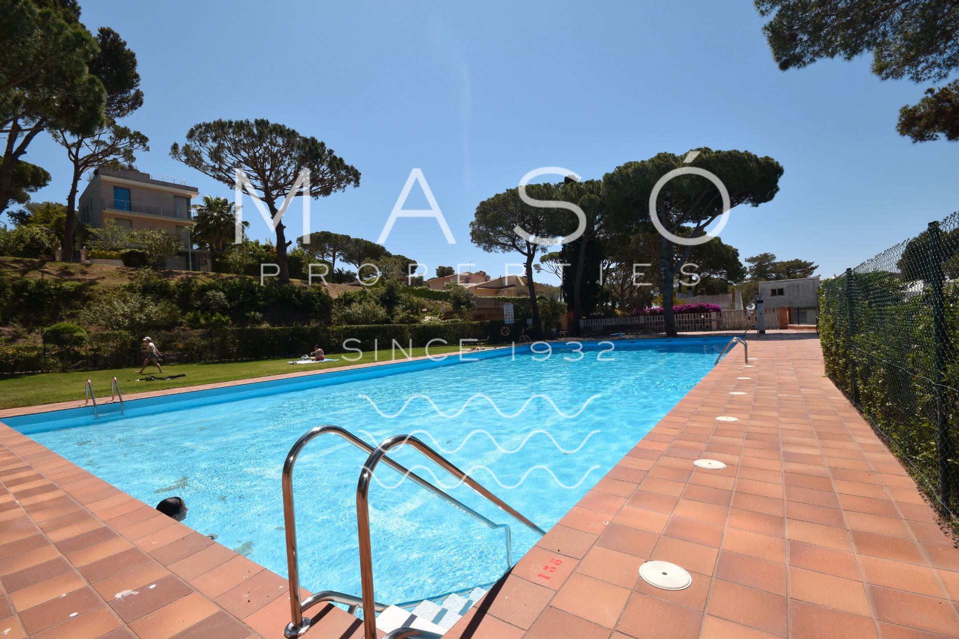 Piscina de Casa o chalet en venta en Castell d'Aro, Platja d'Aro i s'Agaró con Calefacción, Jardín privado y Parquet