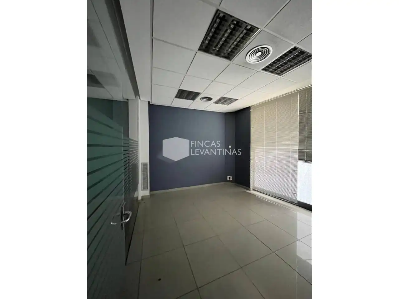 Local comercial en alquiler en Plaza de Toros - Avenida Chapí - Trinquete, imagen 12