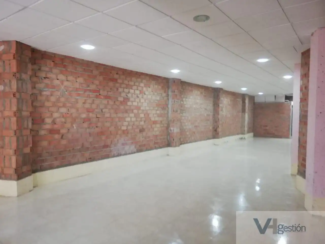 Local comercial en venda a JUAN RAMON JIMENEZ, imagen 4