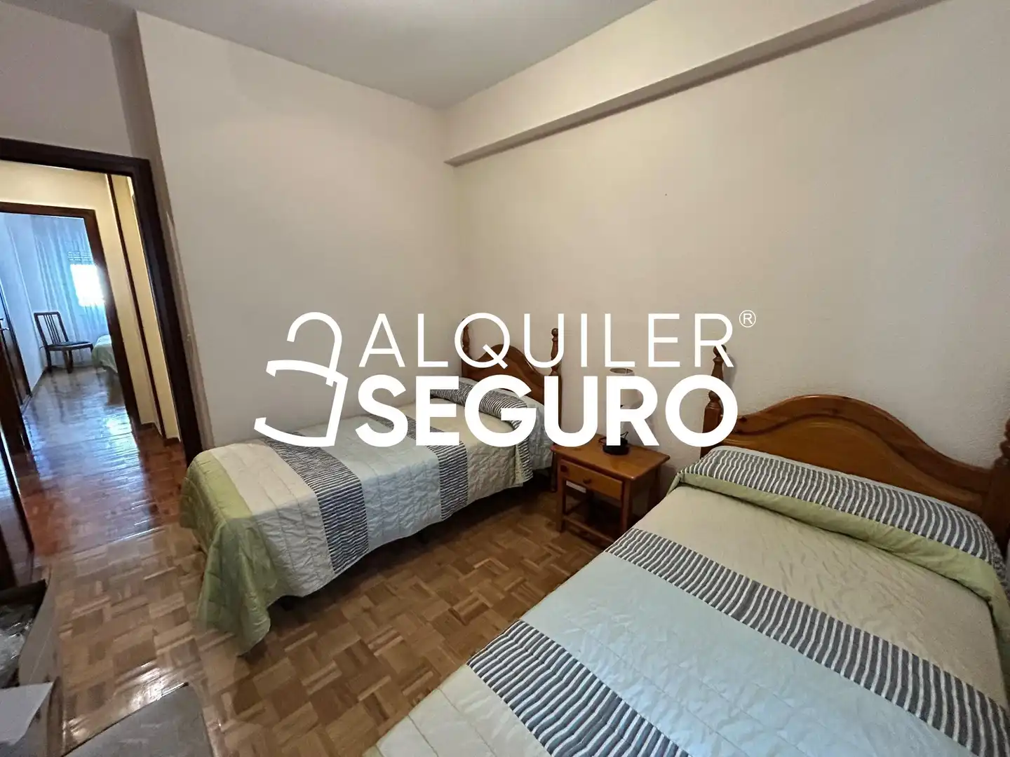 Habitación de Piso de alquiler en Madrid con Aire acondicionado, Calefacción y Amueblado